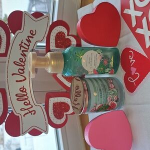 Bath & Body Works Fresh Watermelon Single Wick Candle and Soap Set